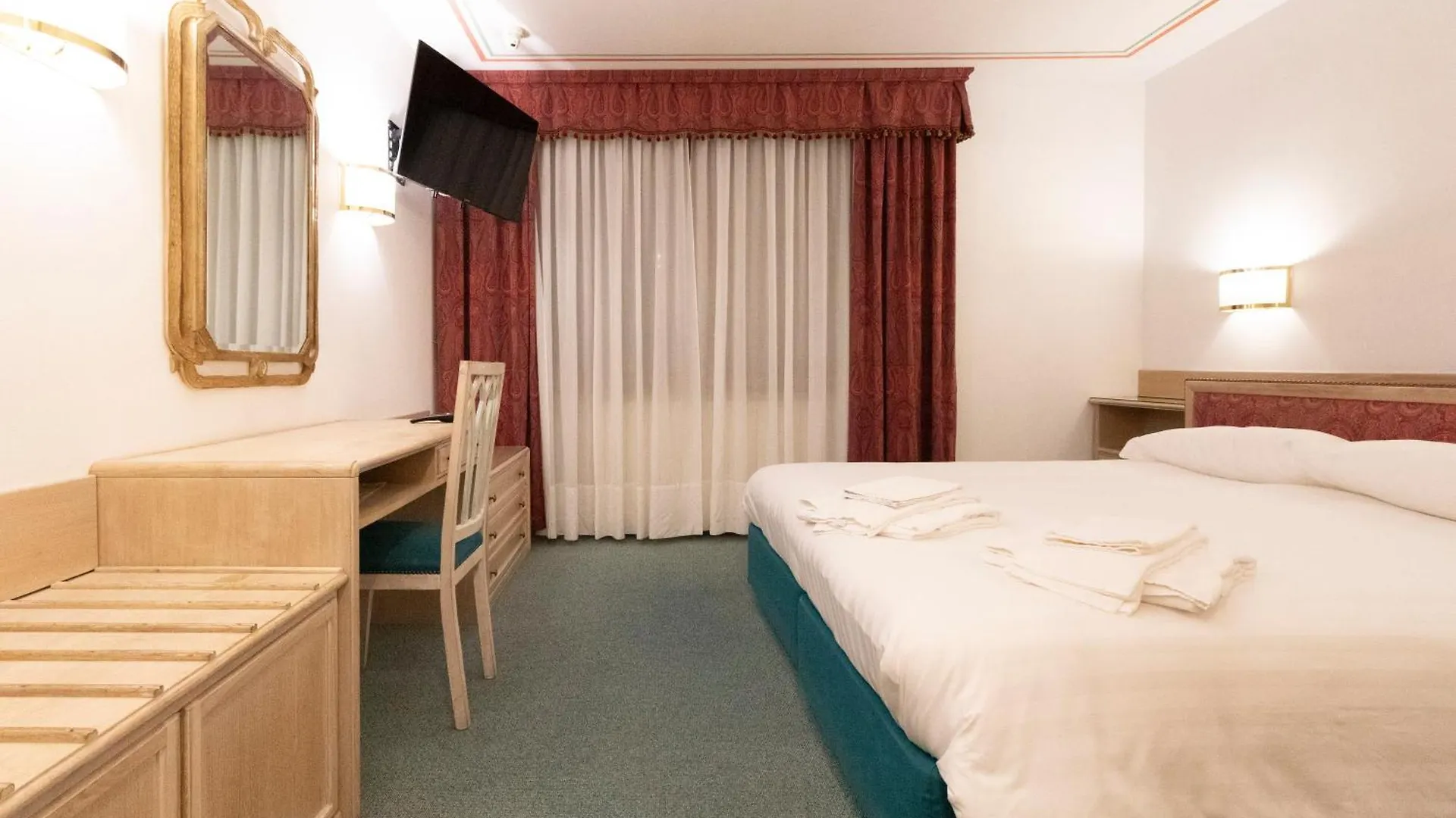 招待所 Chalet Stadio 科尔蒂纳丹佩佐